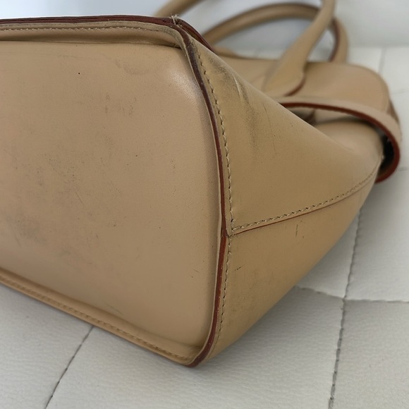 Tan Leather Satchel with removable shoulder strap made in Italy 🇮🇹 - Picture 7 of 9